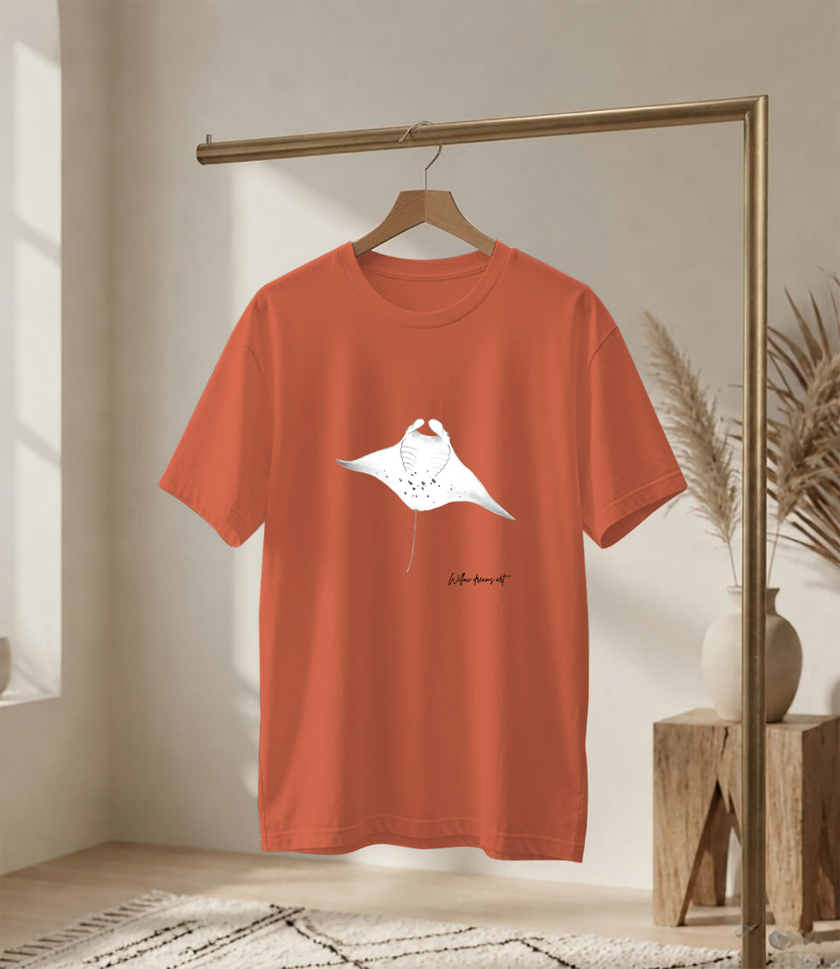 Adult Everyday Tee | Manta Ray Design